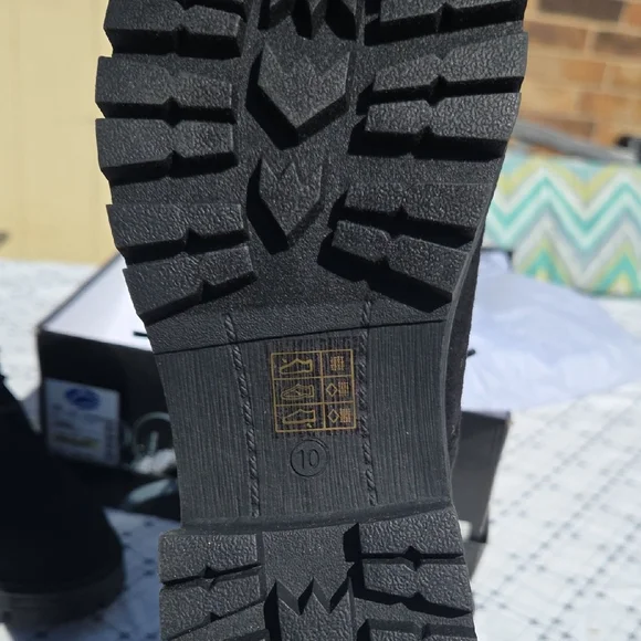 Modern Rebel Black Lace Up Boots - Picture 3 of 9